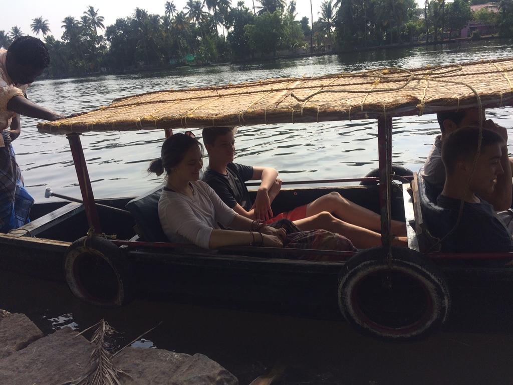 Thoms Beach Homestay Alappuzha المظهر الخارجي الصورة