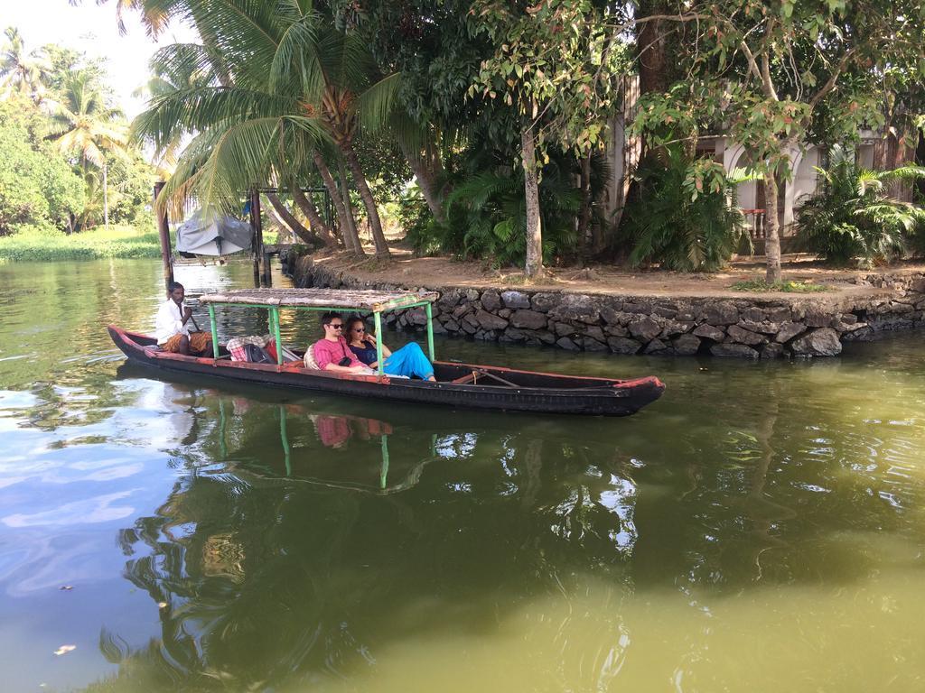 Thoms Beach Homestay Alappuzha المظهر الخارجي الصورة