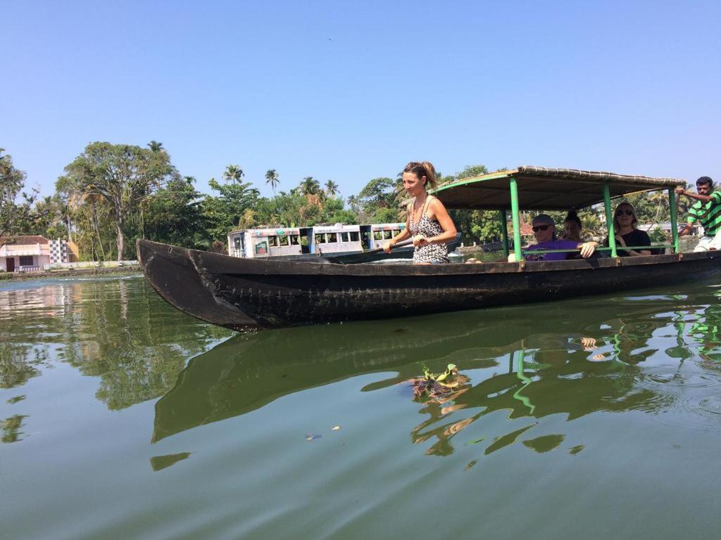 Thoms Beach Homestay Alappuzha المظهر الخارجي الصورة